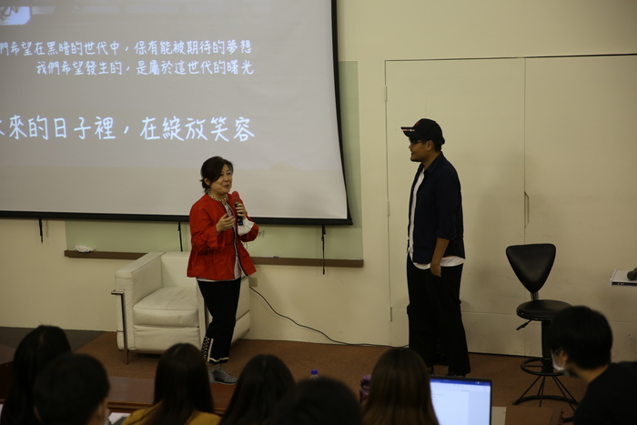 EMAA張瑀真主任與阿福老師進行對談